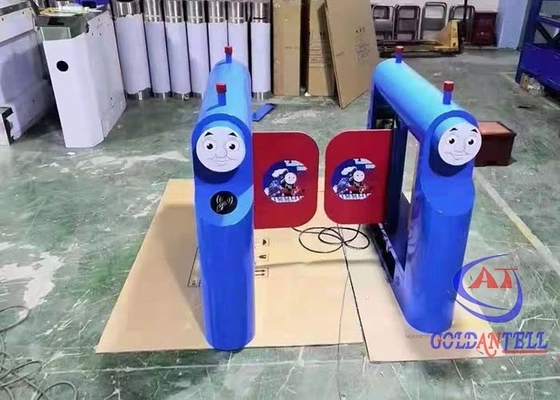anaokulu Salıncak Bariyer Kapısı 600 - 900mm Geçiş genişliği çift yönlü ayarlanabilir