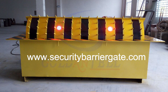 Havaalanı Hidrolik Road Blocker 3 Metre Uzunluk 220 Volt Güvenlik Road Blocker