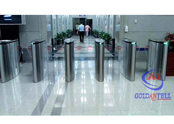 Hızlı Otomatik 240v Flap Barrier Sistemi Akıllı Erişim Kontrolü Stadyum için RFID Kartı