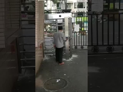 Kart okuyucu veya çoklu erişim kontrol sistemi ile iç / dış tam yüksekliğinde döner kapı